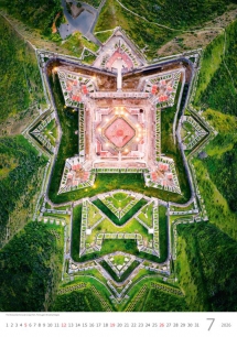 STANDARD - Calendar World from Above